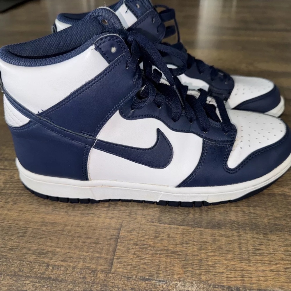Nike Blue and White High-Top Sneakers midnight navy Youth 6